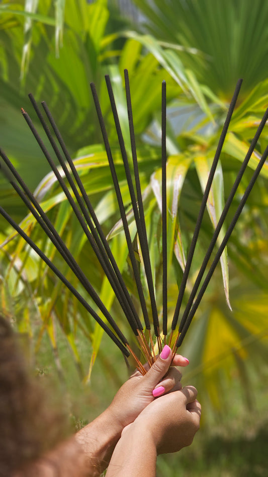 Lot de 5 Bâtons d'Encens naturels de Jamaïque 50g - Durée : 15h